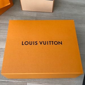 Extra large Louis Vuitton gift box